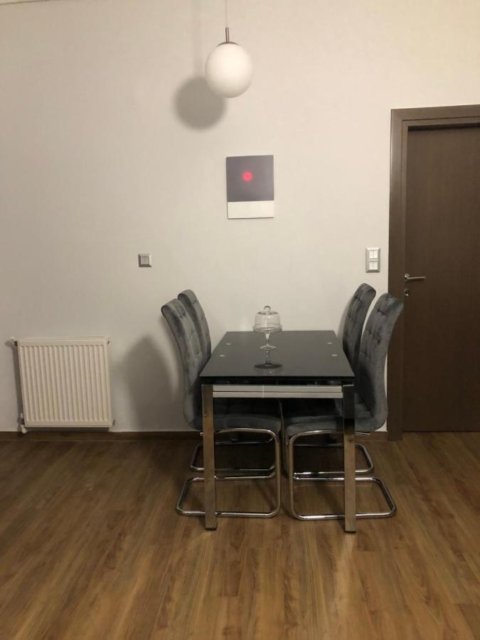 Egnatias 96 Open Apartment Thessaloniki Exterior photo